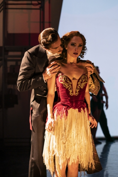 Boris Lermontov (Adam Cooper) and Victoria Page (Ashley Shaw) - The Red Shoes