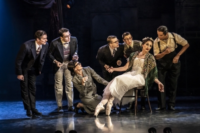 Edith (Daisy May Kemp), Irina Boronskaja (Michela Meazza) - The Red Shoes